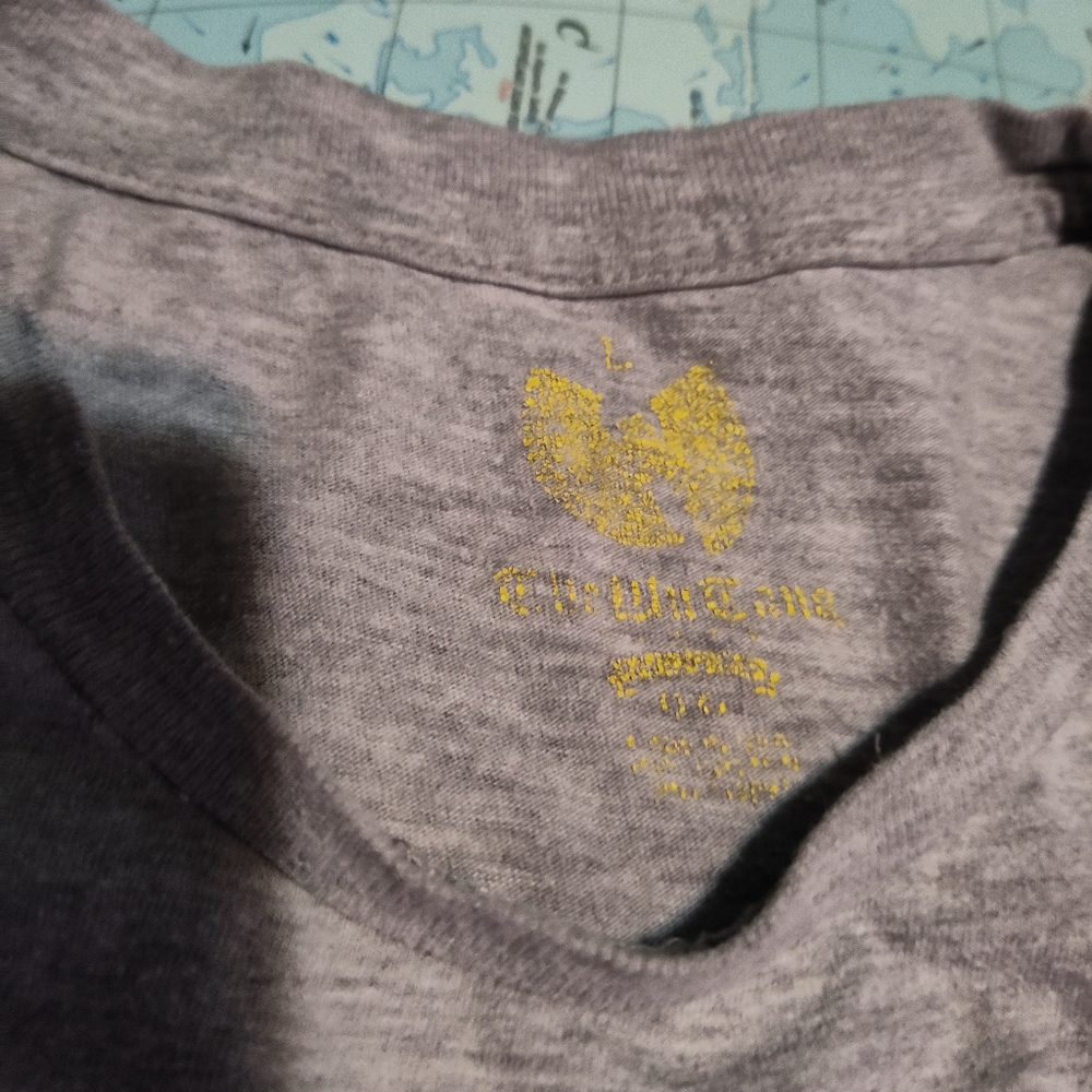 Wu Tang Mickey hands shirt. Large.